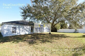 4 Lynn Pl in Palm Coast, FL - Building Photo - Building Photo