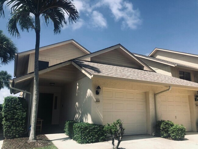 16913 Waterbend Dr in Jupiter, FL - Building Photo - Building Photo