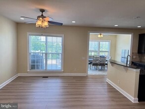 20683 Erskine Terrace in Ashburn, VA - Building Photo - Building Photo