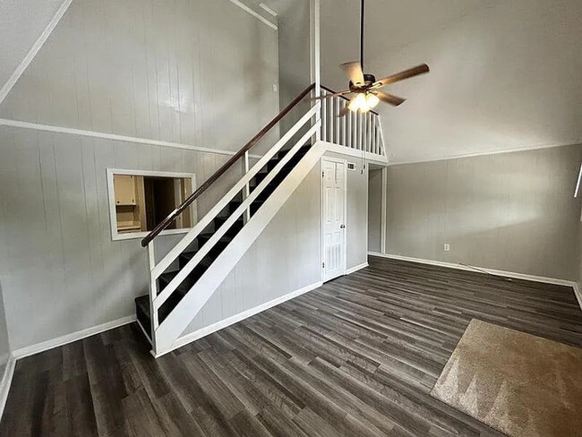 120 Perry Ln in Central, SC - Building Photo - Building Photo