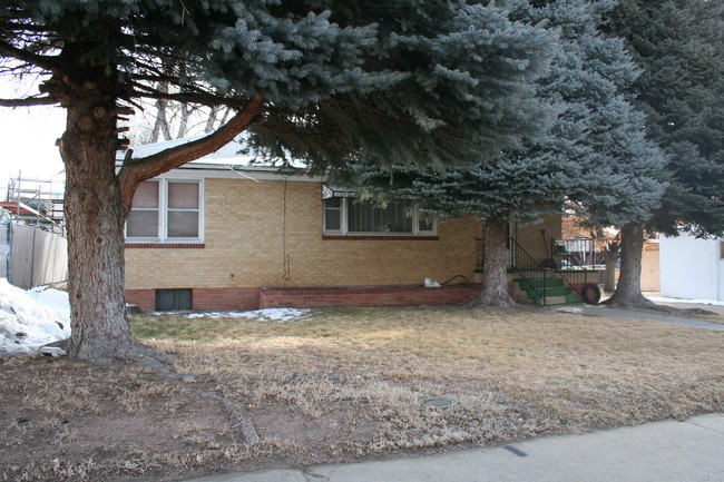 1316 Coffman St in Longmont, CO - Building Photo - Building Photo