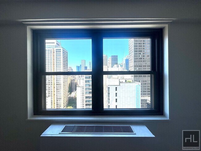 East 39th Street in New York, NY - Building Photo - Building Photo