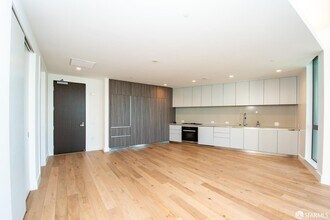 1 Bristol Ct in San Francisco, CA - Building Photo - Building Photo