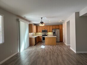 38209 Talavera Ct in Murrieta, CA - Building Photo - Building Photo