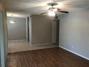 5502 Pokeweed Ct in Tampa, FL - Building Photo - Building Photo