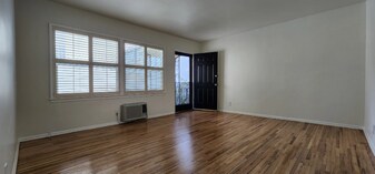 9920 Durant Dr in Beverly Hills, CA - Building Photo