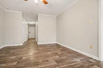 110 Carriage House Trail in Garner, NC - Foto de edificio - Building Photo