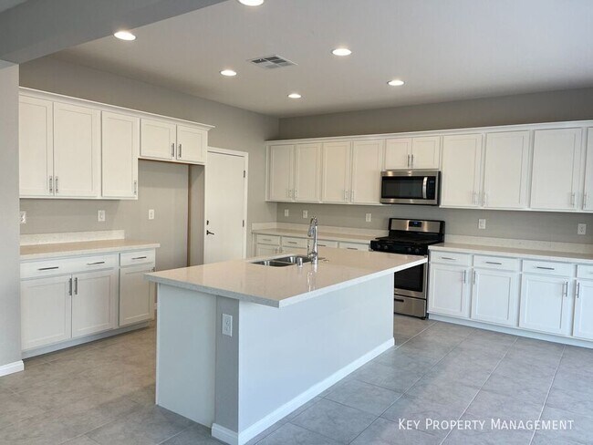 9936 Topaz Peak Ct in Las Vegas, NV - Building Photo - Building Photo