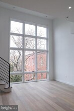 1443 Euclid St NW in Washington, DC - Foto de edificio - Building Photo