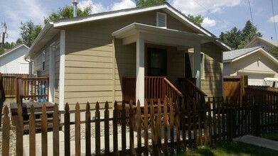 502 W Gallatin St in Livingston, MT - Building Photo - Building Photo