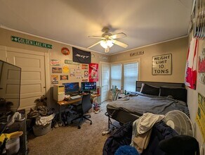 2830-2830 N Maryland Ave in Milwaukee, WI - Building Photo - Building Photo