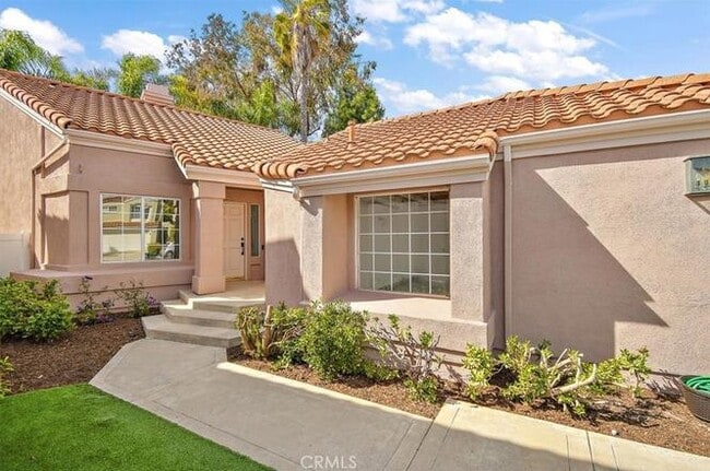 3 Del Sonata in Irvine, CA - Building Photo - Building Photo