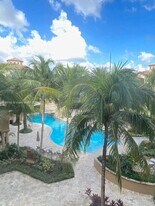 16102 Emerald Estates Dr in Weston, FL - Building Photo