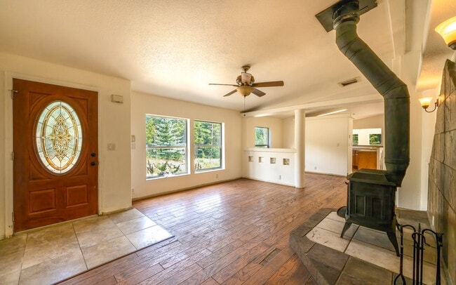 865 Silver Creek Rd in Idaho Springs, CO - Building Photo - Building Photo