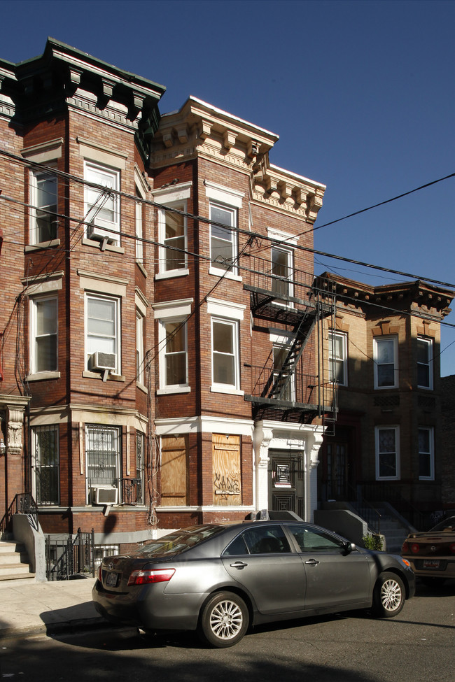 1535 Vyse Ave in Bronx, NY - Building Photo - Building Photo