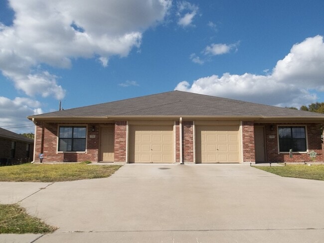 2916 Ashley Dr, Unit 2916, Unit 2916
