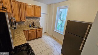 2519 N Lawrence St in Philadelphia, PA - Building Photo