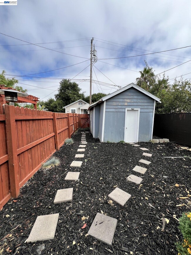 1910 Marin St in Vallejo, CA - Building Photo - Building Photo
