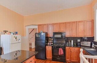 139 Hillside St, Unit A in Boston, MA - Building Photo