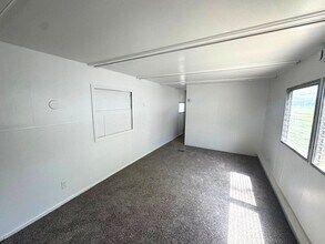 2 Talmar Ln in Franklin, NJ - Building Photo - Building Photo