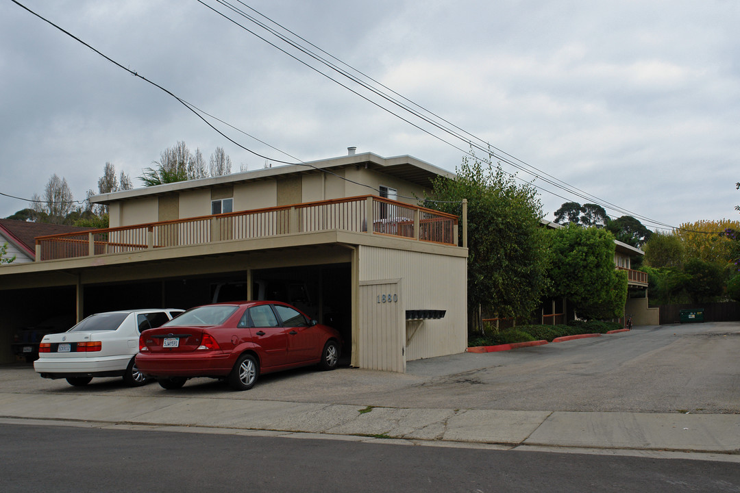 1880 46th Ave in Capitola, CA - Building Photo