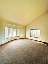 1121 Pellham Dr in Lompoc, CA - Building Photo - Building Photo