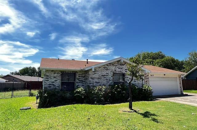 1615 Dove Dr in Garland, TX - Building Photo - Building Photo