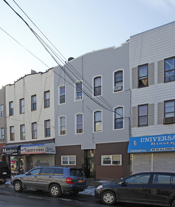 234 Wyckoff Ave in Brooklyn, NY - Building Photo