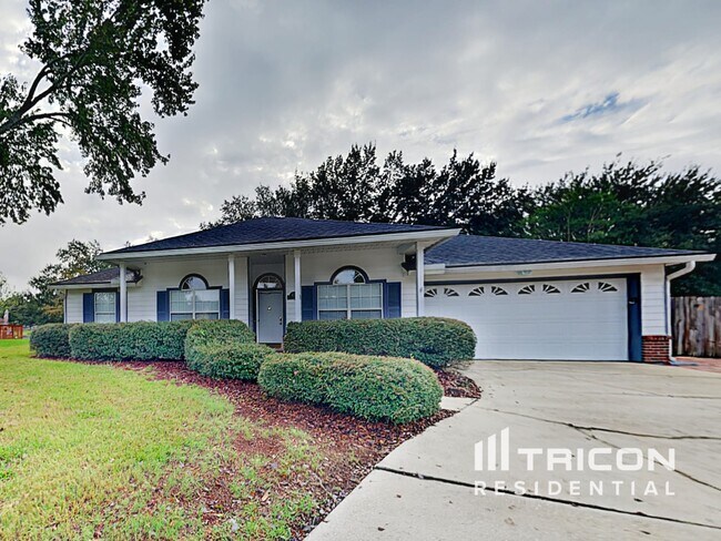 477 Federal Hill Rd in Orange Park, FL - Building Photo - Building Photo