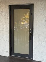 9360 Lime Bay Blvd in Tamarac, FL - Building Photo