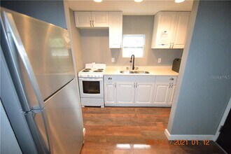 419 Stremma Rd-Unit -1 in Largo, FL - Building Photo - Building Photo