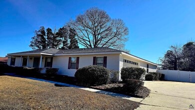 120 Shenandoah Trail in Warner Robins, GA - Building Photo - Building Photo