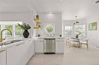 7323 Daingerfield Dr in Dallas, TX - Building Photo - Building Photo