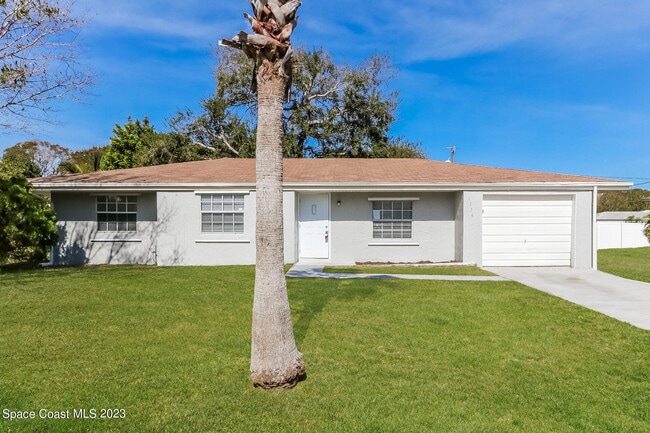 property at 1376 23rd Pl SW