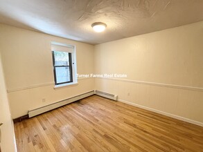 39 Charles St, Unit 2 in Boston, MA - Building Photo - Building Photo
