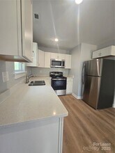 3100 Dawnshire Ave in Charlotte, NC - Building Photo - Building Photo