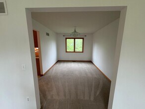 565 Ironwood Way in Saline, MI - Building Photo - Building Photo