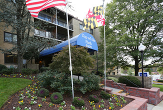 Top of the Park in Hyattsville, MD - Foto de edificio - Building Photo