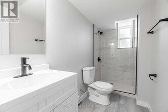 81 King Edward Ave in London, ON - Building Photo - Building Photo