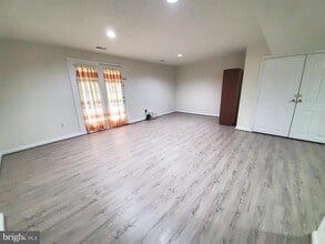 7495 Digby Grn in Alexandria, VA - Building Photo - Building Photo