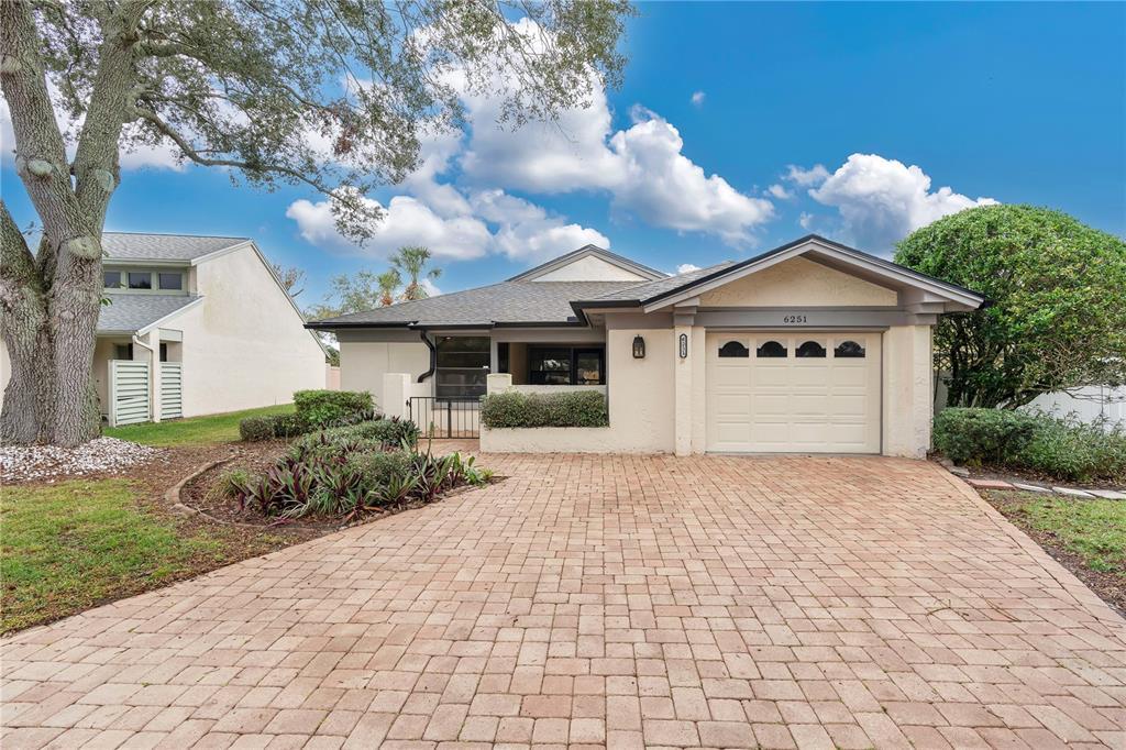 6251 Gardenview Ct in Orlando, FL - Building Photo