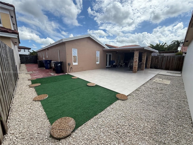13770 SW 17th Terrace in Miami, FL - Building Photo - Building Photo
