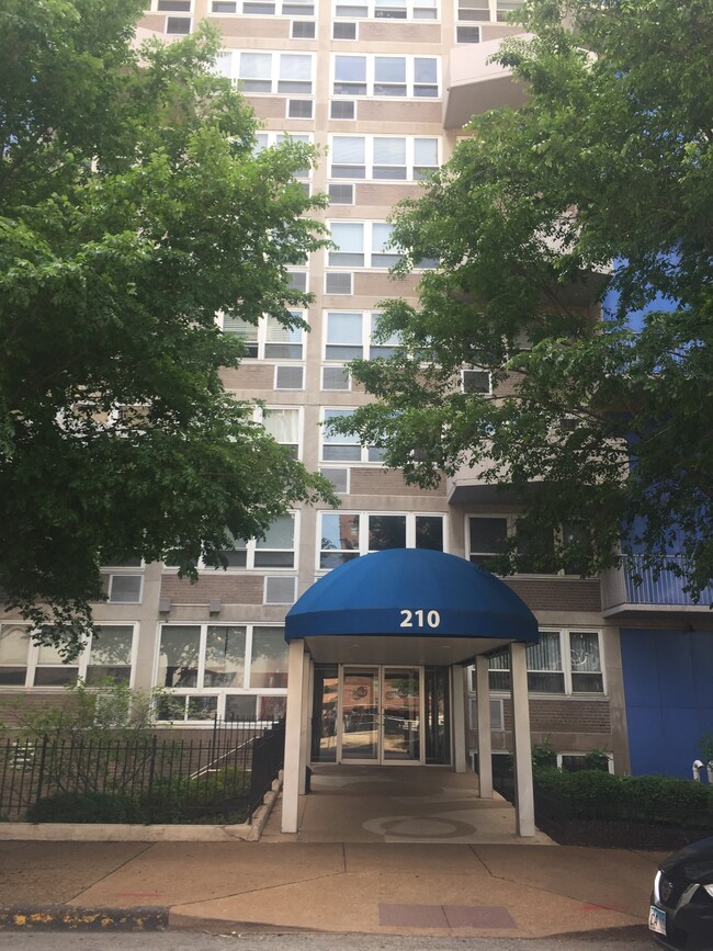 property at 210 N 17th St