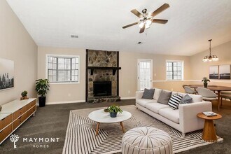 9370 Woodloop Ct in Jonesboro, GA - Building Photo - Building Photo