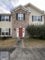 114 Caswell Ct in Hinesville, GA - Building Photo