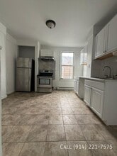 15 Cedar St in Yonkers, NY - Building Photo - Building Photo