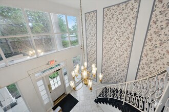 5500 Carriage Way Dr in Rolling Meadows, IL - Building Photo - Building Photo