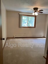 1473 Sheldon St in St. Paul, MN - Building Photo - Building Photo