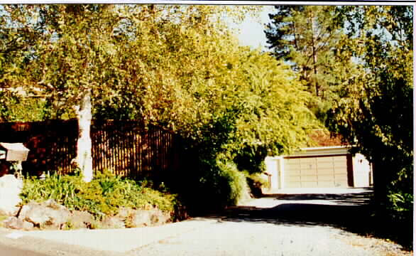 10 Butterfly Ln in Kentfield, CA - Foto de edificio