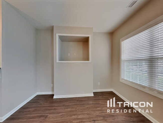 5816 Wynmore Road in Raleigh, NC - Building Photo - Building Photo